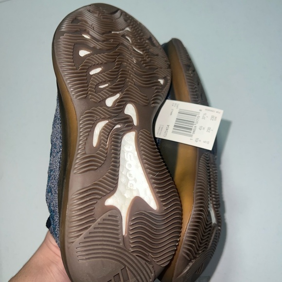 Yeezy Sneakers in Blue and Brown
